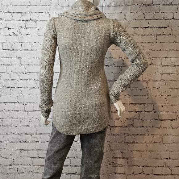 Silver shimmer cowl neck sweater size small - Picture 3 of 5